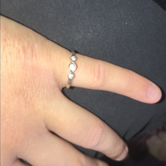 Kay jewelers Infinity Ring - Picture 4 of 6